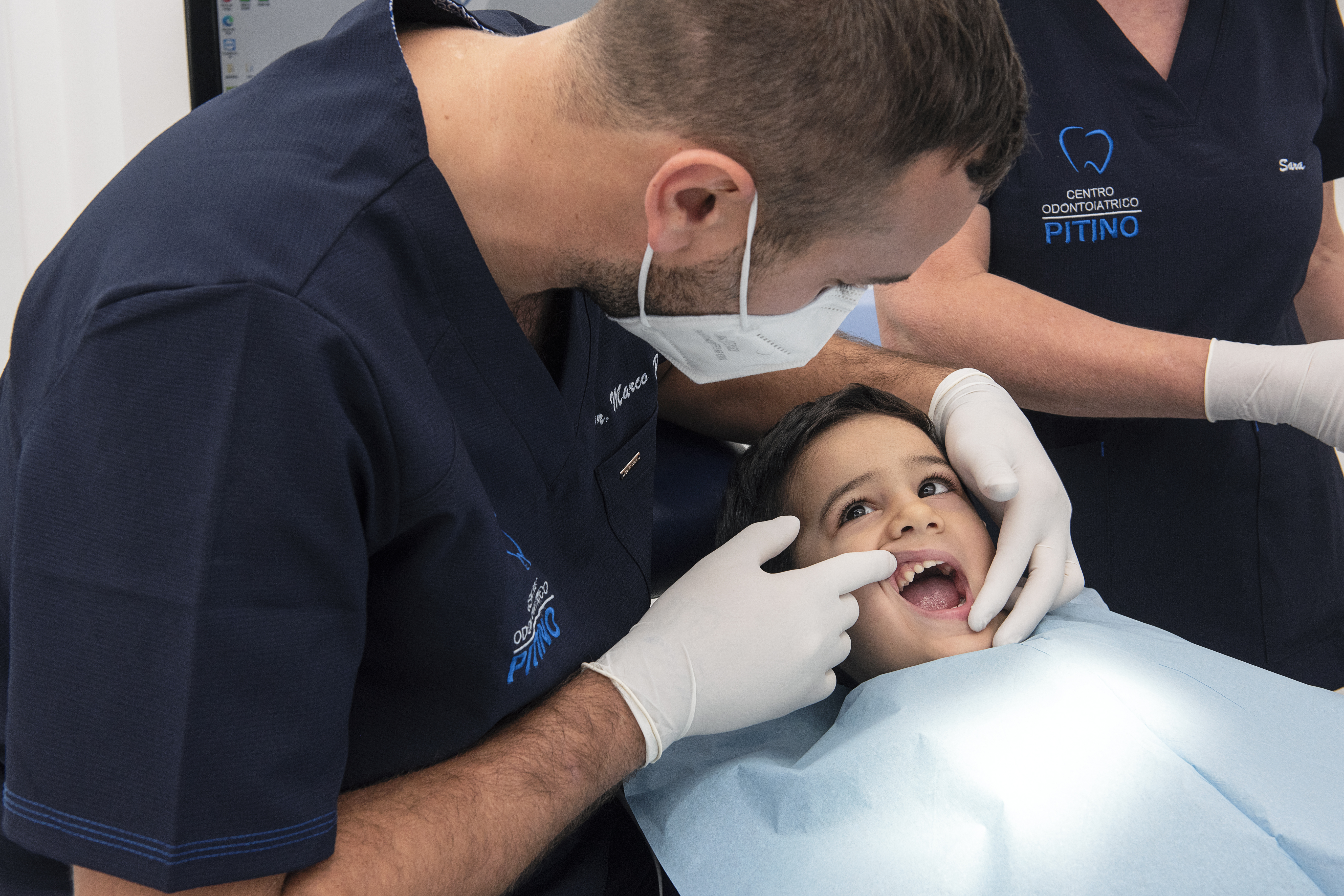 visita odontoiatrica per sospetto bruxismo nel bambino